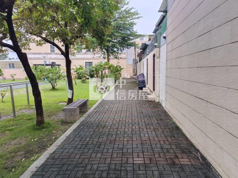 安慶國小大地坪孝親獨院雙車墅房屋室內格局與周邊環境