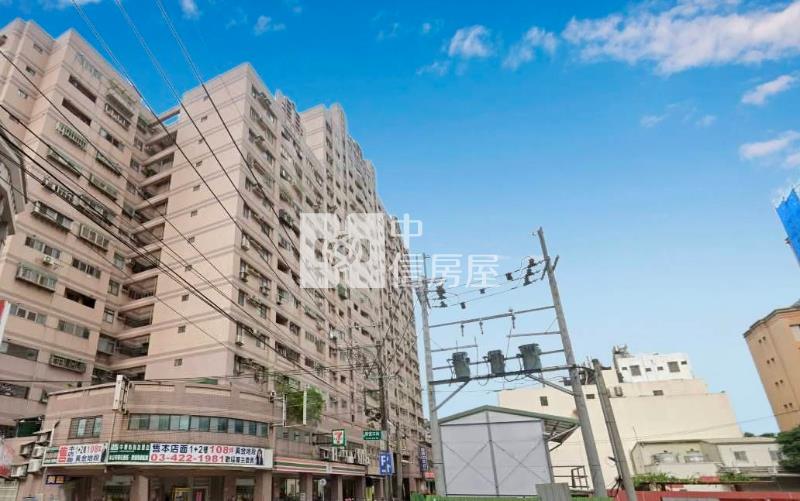平鎮車站英雄鎮高樓套房房屋室內格局與周邊環境