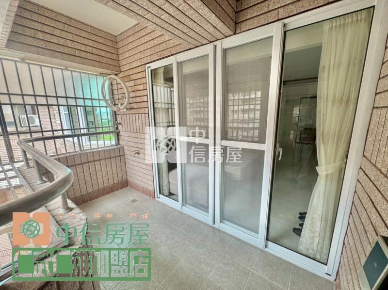 楠梓明亮四房平車房屋室內格局與周邊環境