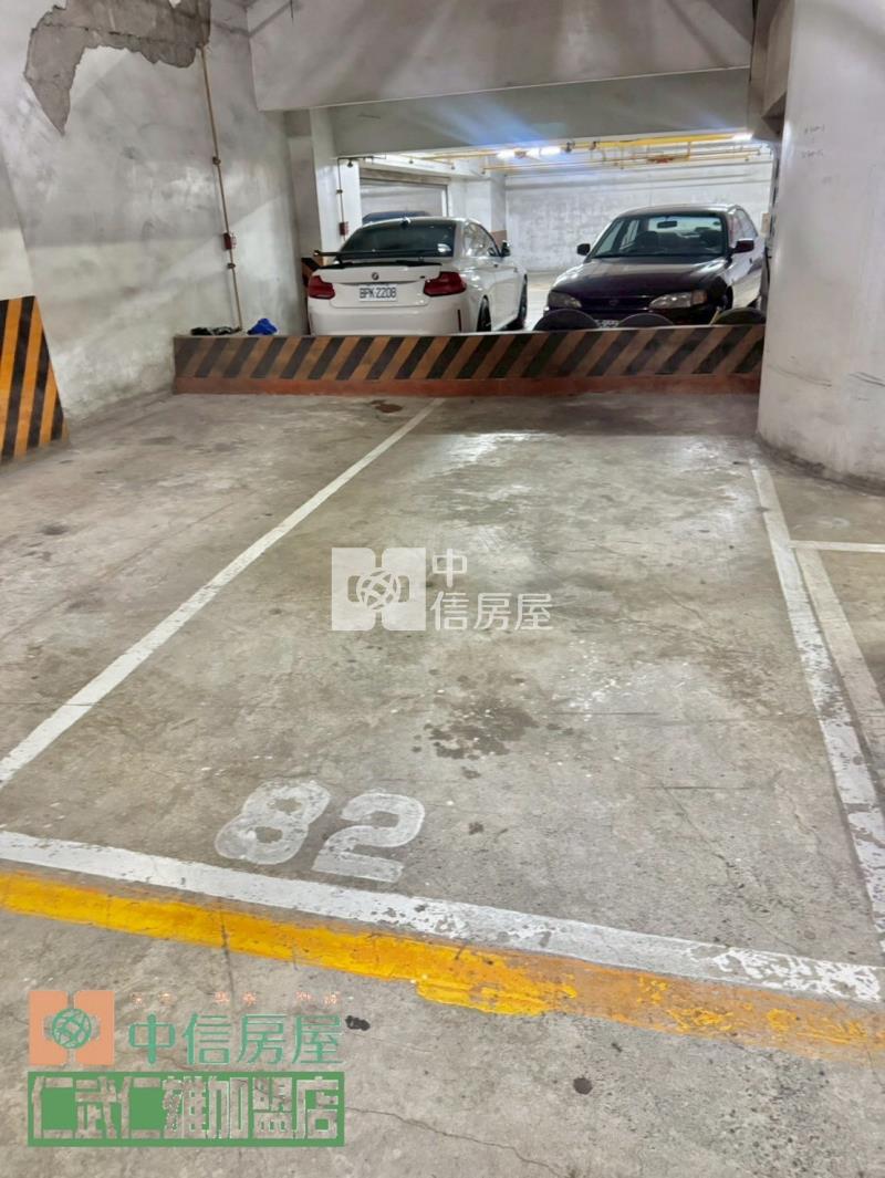楠梓明亮四房平車房屋室內格局與周邊環境