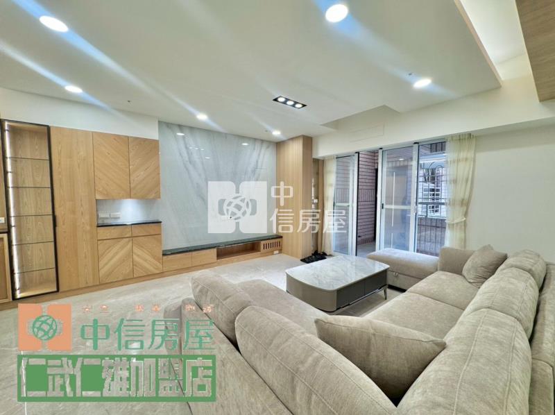 楠梓明亮四房平車房屋室內格局與周邊環境