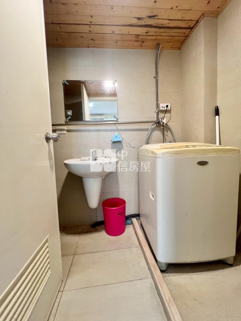 東區四套房房屋室內格局與周邊環境