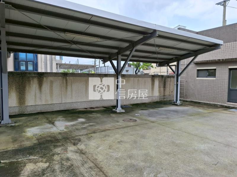 仁德太子輕齡挑高廠辦房屋室內格局與周邊環境