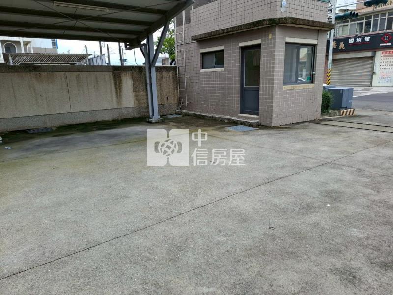 仁德太子輕齡挑高廠辦房屋室內格局與周邊環境