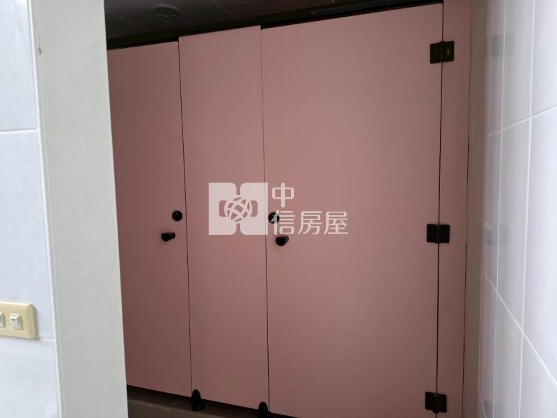 仁德太子輕齡挑高廠辦房屋室內格局與周邊環境