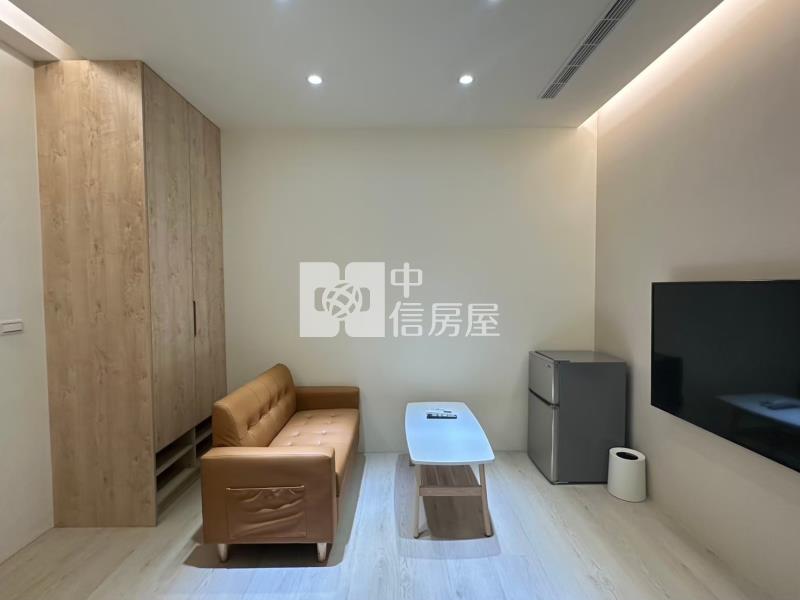 五權車站旁一店7套房屋室內格局與周邊環境