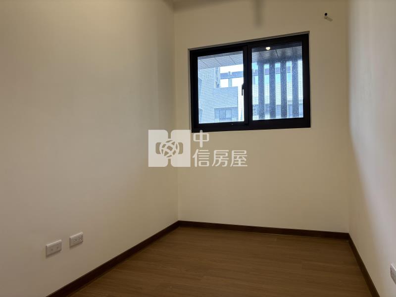 過嶺大露臺景觀三房車房屋室內格局與周邊環境