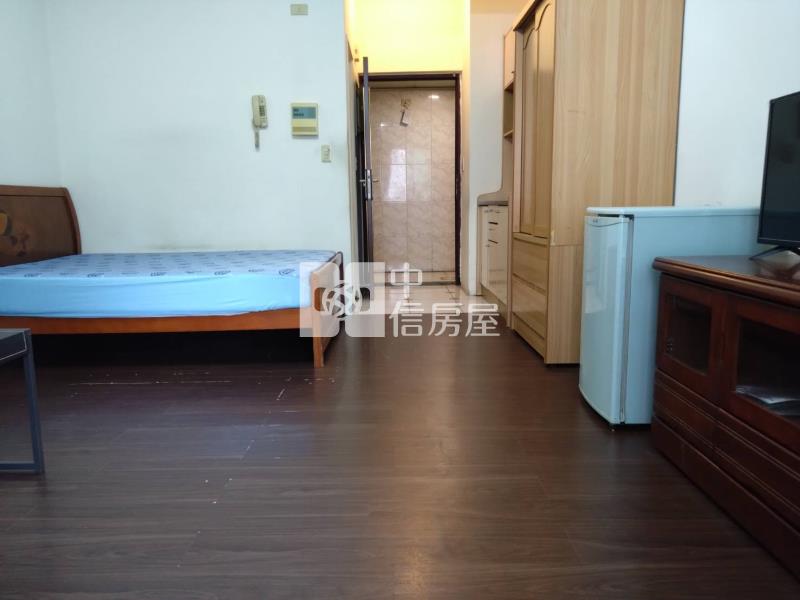 鳥松美麗皇家套房房屋室內格局與周邊環境