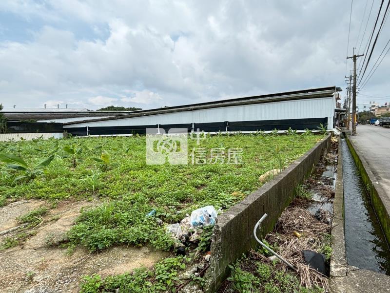 新社近花海千坪大面寬美農地房屋室內格局與周邊環境