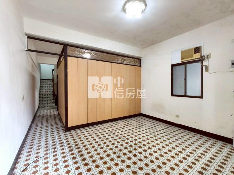 平鎮金陵路四段透天房屋室內格局與周邊環境