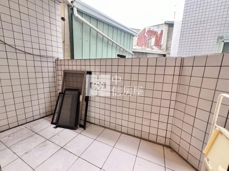 東區三面採光美寓房屋室內格局與周邊環境