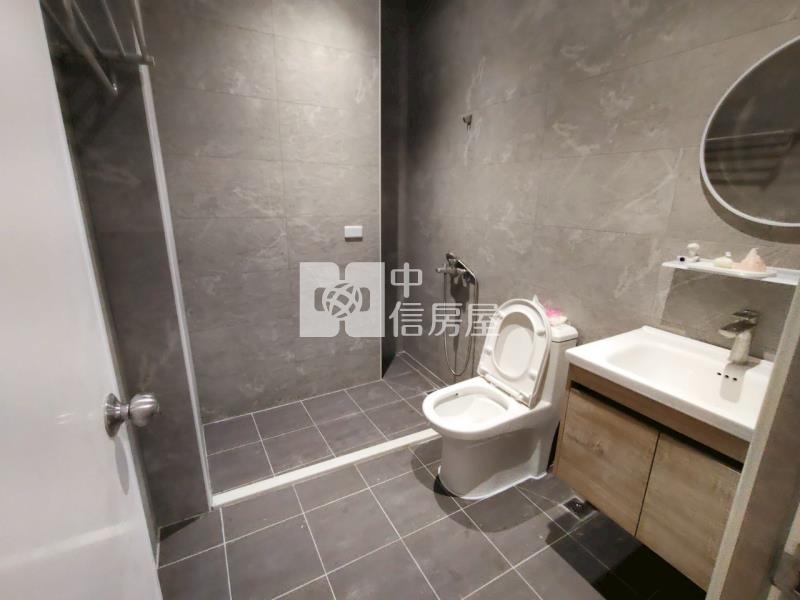 斗六市區電梯3房-C(可租售)房屋室內格局與周邊環境