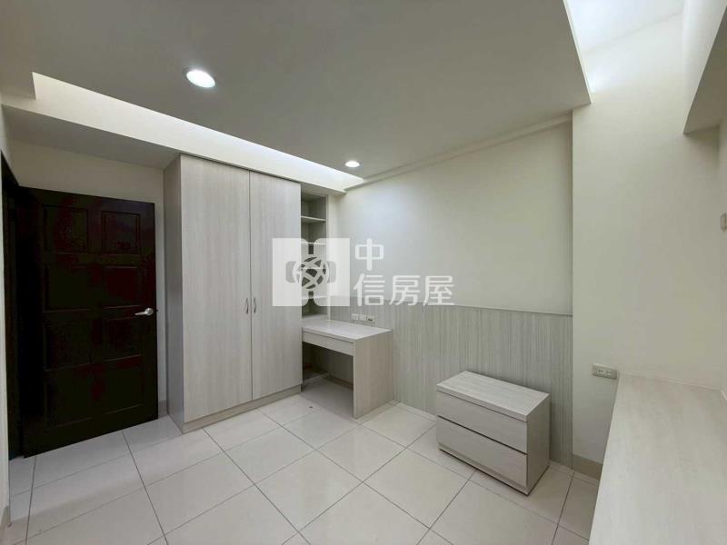 近SOGO稀有社區別墅房屋室內格局與周邊環境