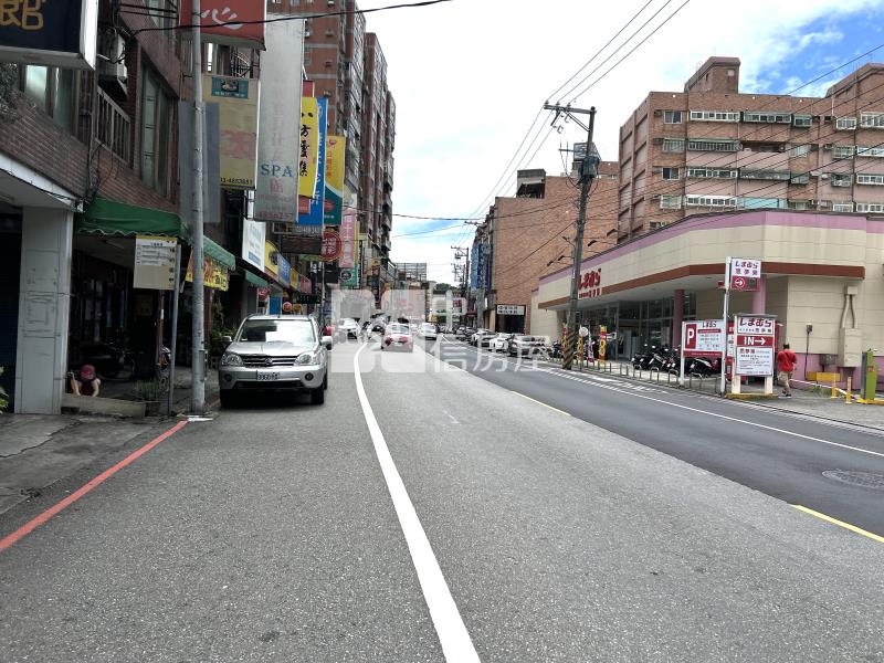 楊梅收租金店面房屋室內格局與周邊環境