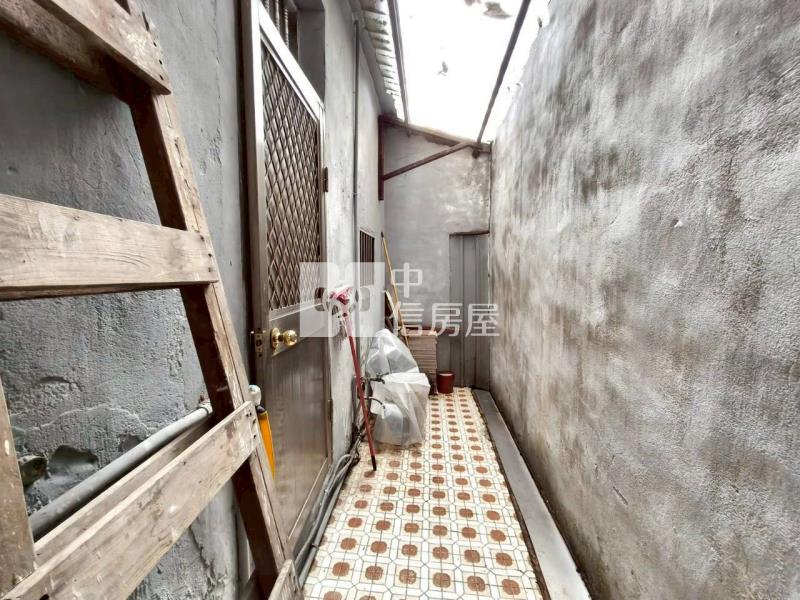 平鎮金陵路四段透天房屋室內格局與周邊環境
