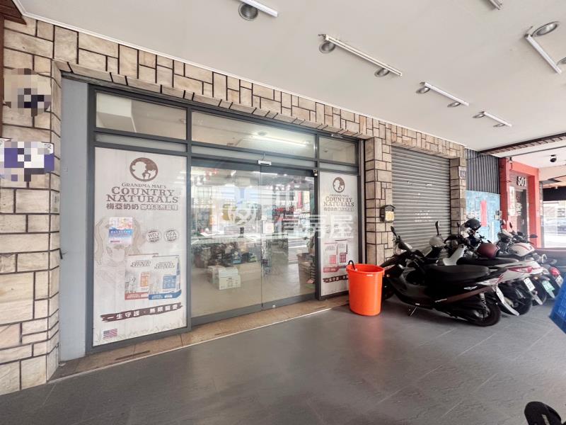 正青海路超大面寬百坪店霸（專簽）房屋室內格局與周邊環境