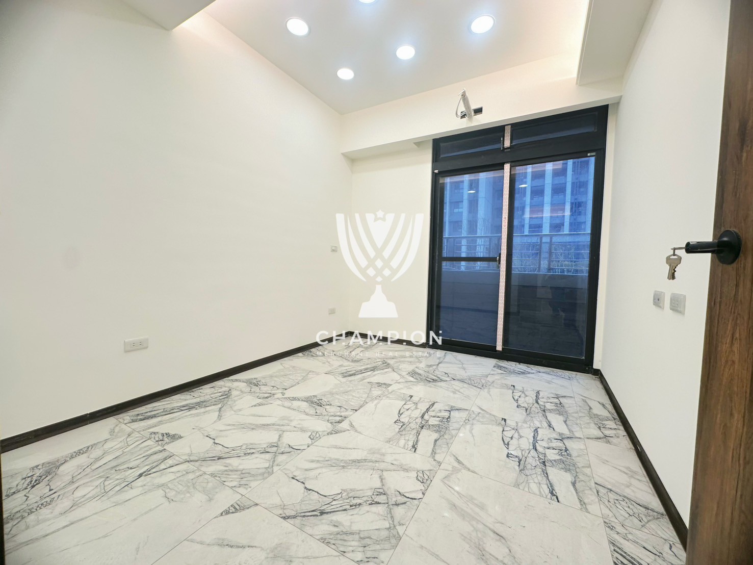 【冠軍】新橫濱正對面精品三房房屋室內格局與周邊環境