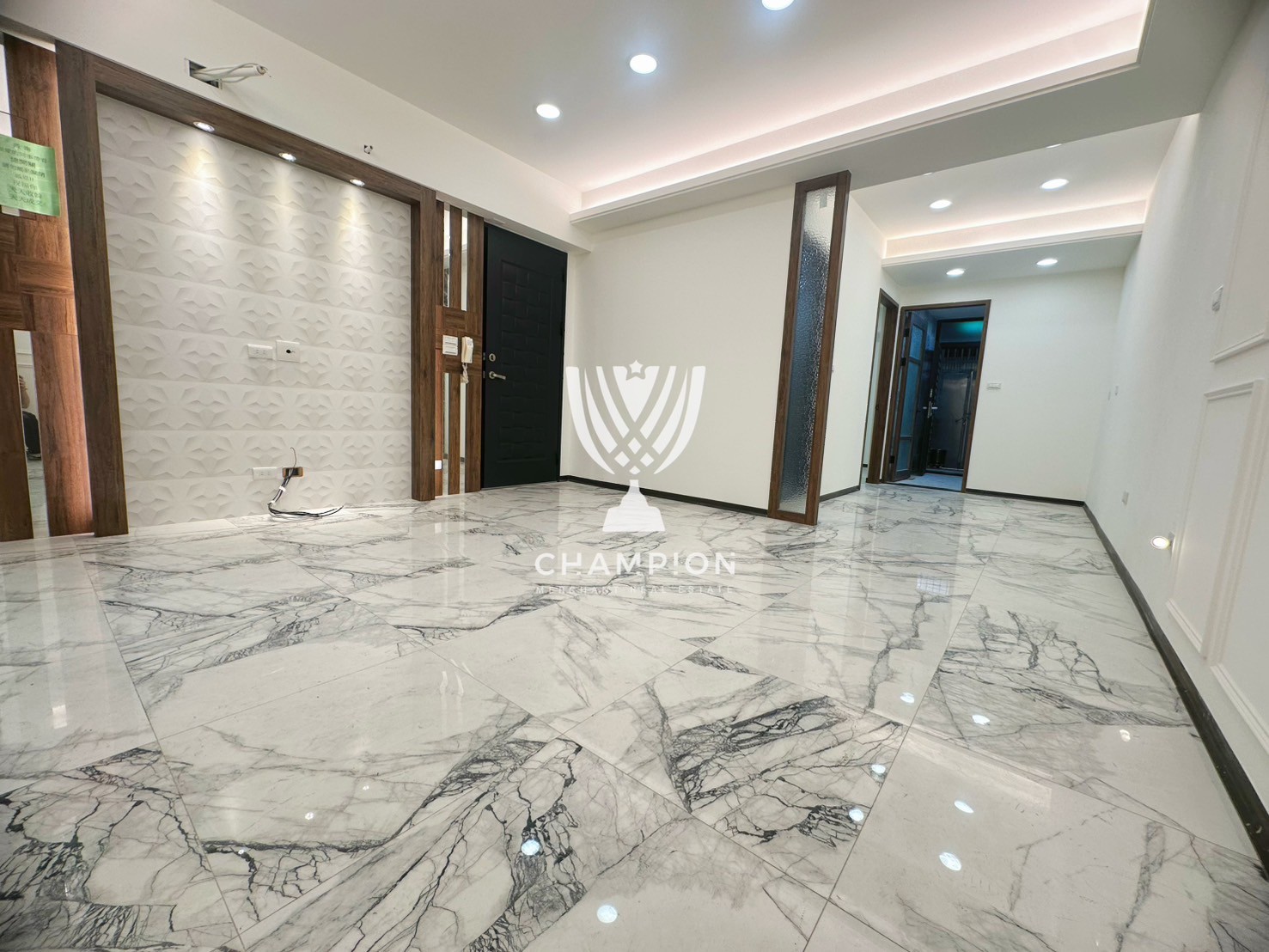 【冠軍】新橫濱正對面精品三房房屋室內格局與周邊環境