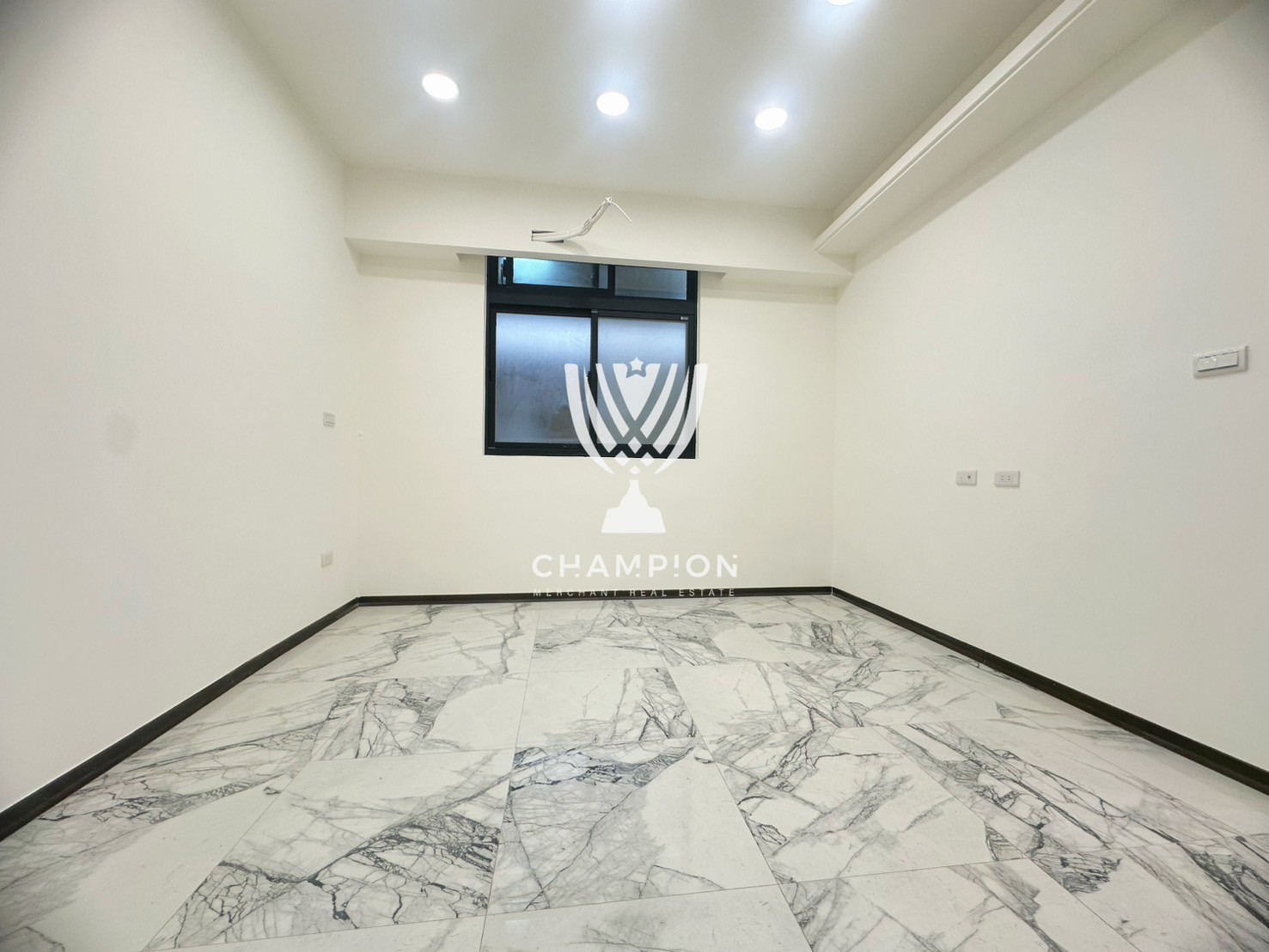 【冠軍】新橫濱正對面精品三房房屋室內格局與周邊環境