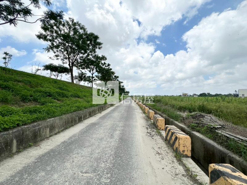 仁德中洲2.7分方正農地房屋室內格局與周邊環境