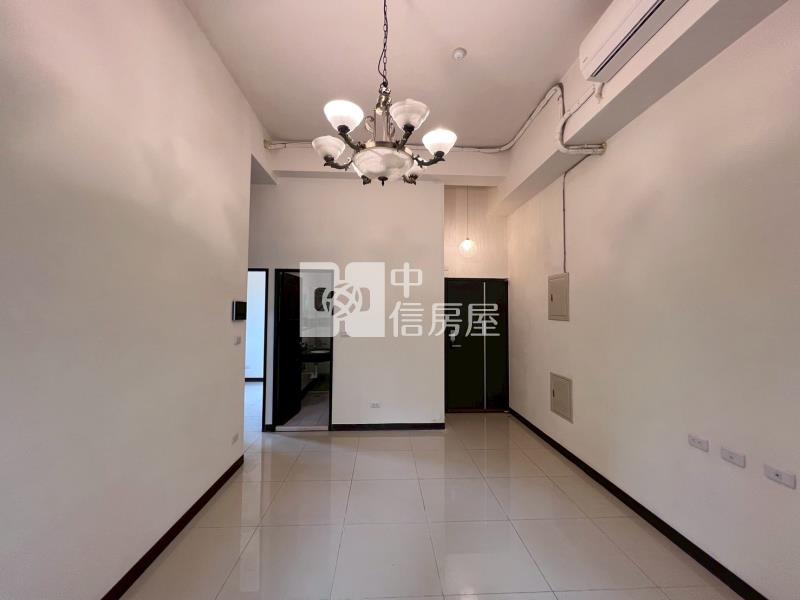 寓上樂灣超值兩房車位房屋室內格局與周邊環境