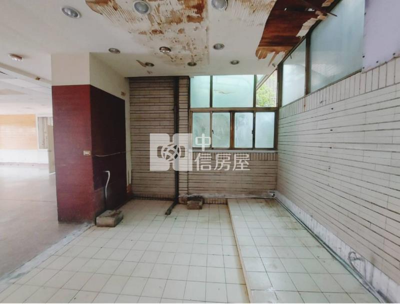 仁和商圈正路面超夯樓店房屋室內格局與周邊環境