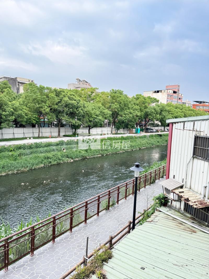 中壢火車站整新河岸2房房屋室內格局與周邊環境
