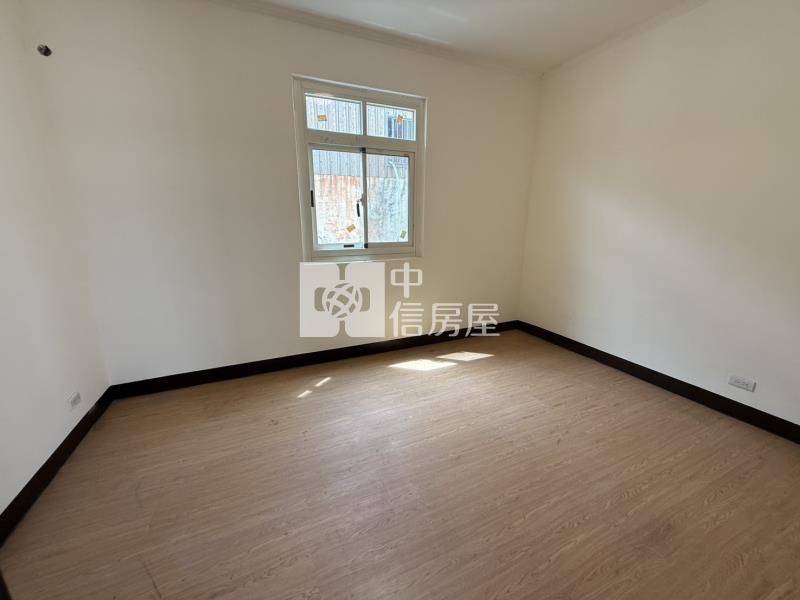 專-大潭工業區全新整理雙車位美透天房屋室內格局與周邊環境