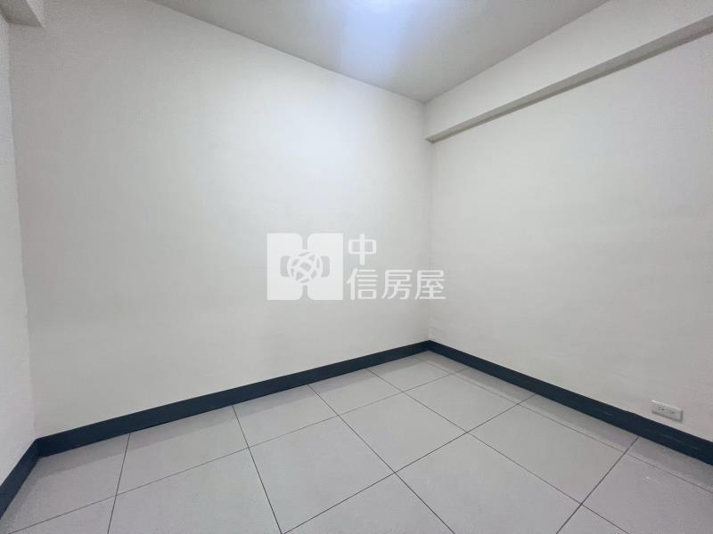 中興商圈低總價三房一樓公寓房屋室內格局與周邊環境