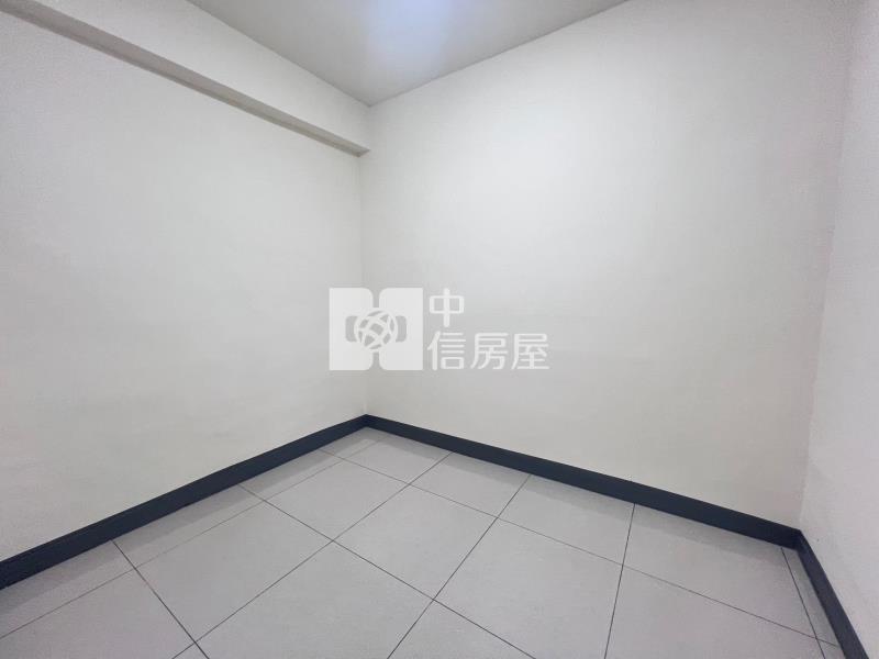 中興商圈低總價三房一樓公寓房屋室內格局與周邊環境