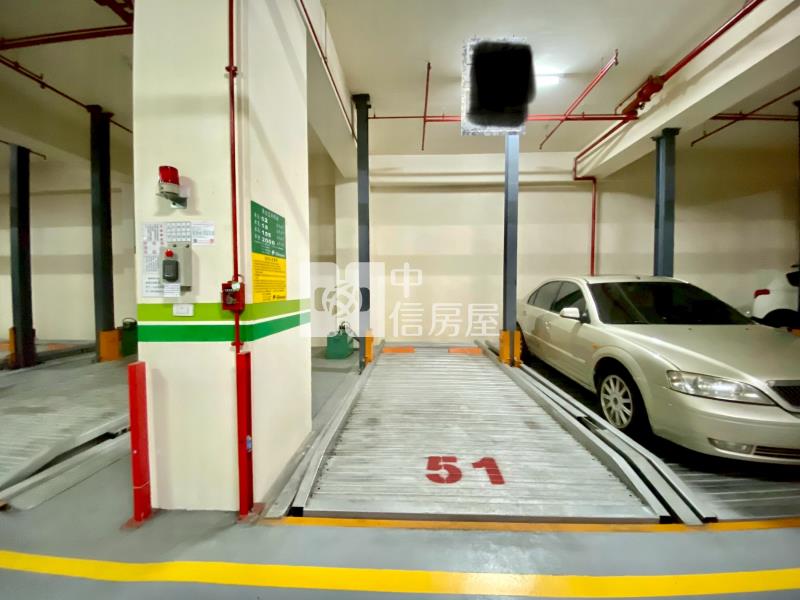 (寓上樂灣)新光特區輕屋齡挑高美2房附車位房屋室內格局與周邊環境