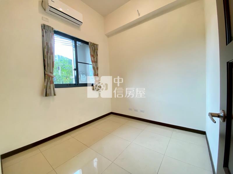 (寓上樂灣)新光特區輕屋齡挑高美2房附車位房屋室內格局與周邊環境