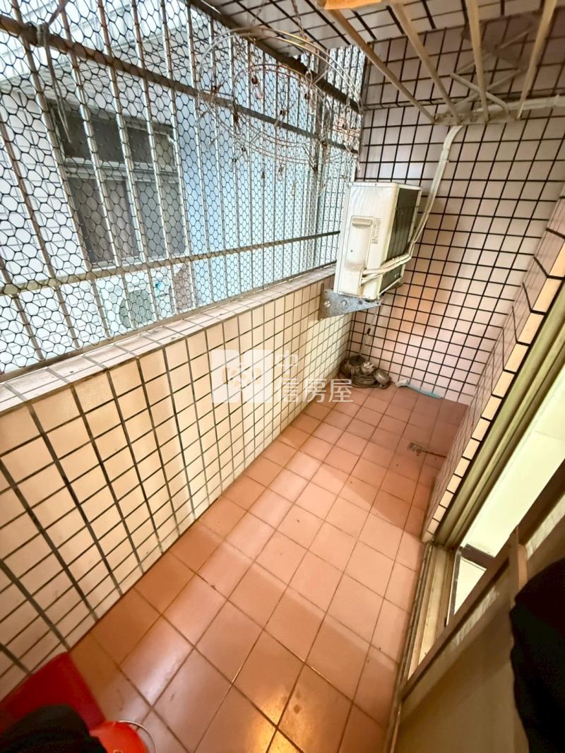 塗城商圈旁低總價電梯三房房屋室內格局與周邊環境