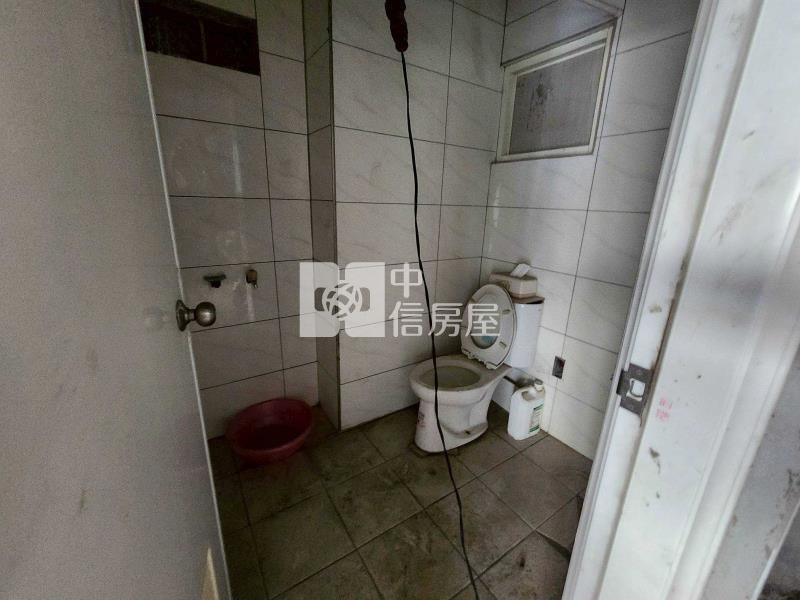台中沙鹿機場/公明國小旁透天房屋室內格局與周邊環境
