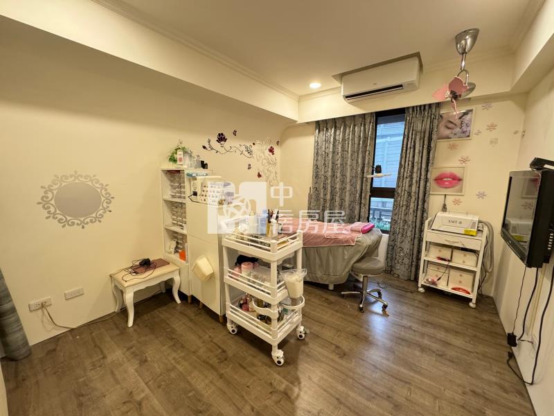 十期新麗馳四房+車位房屋室內格局與周邊環境