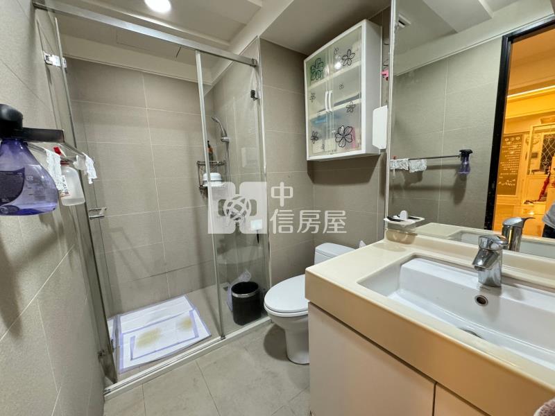 十期新麗馳四房+車位房屋室內格局與周邊環境