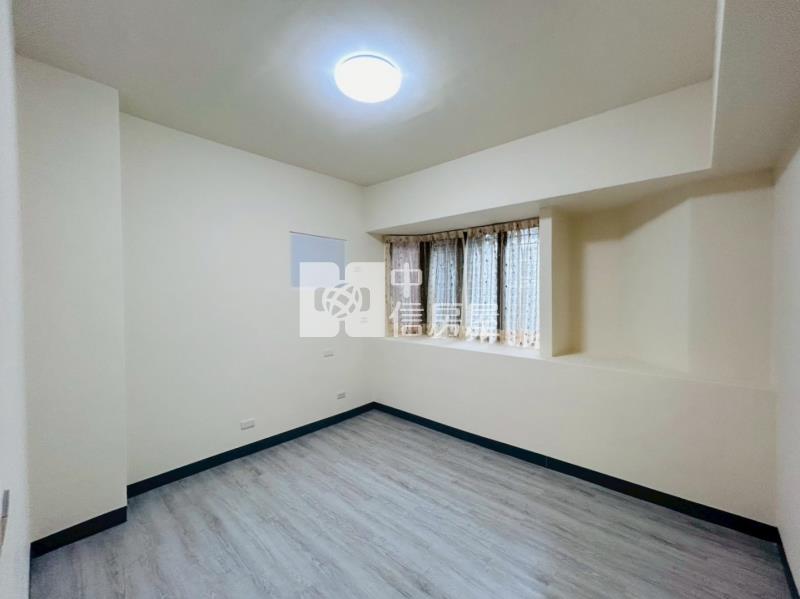 崇德聖及第三房車位美廈房屋室內格局與周邊環境