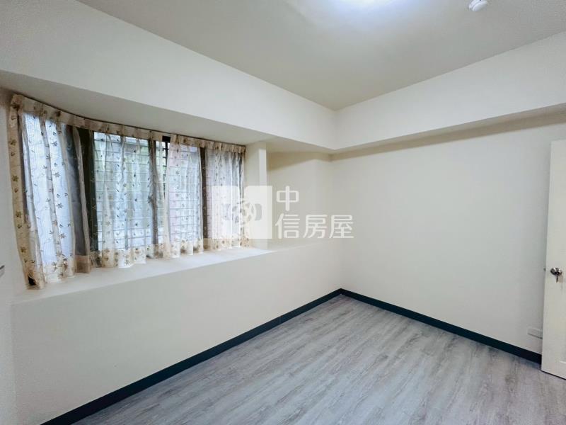 崇德聖及第三房車位美廈房屋室內格局與周邊環境