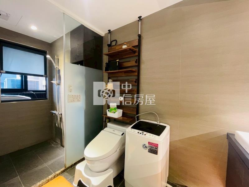 市政LV高樓層景觀3+1房附雙平車房屋室內格局與周邊環境