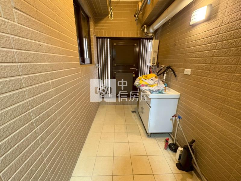櫻花孩子王三房平車樹海露台戶房屋室內格局與周邊環境
