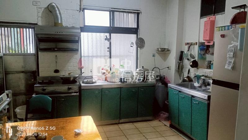 中興商圈優質透天店住房屋室內格局與周邊環境