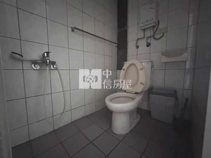 便宜商業用店面房屋室內格局與周邊環境