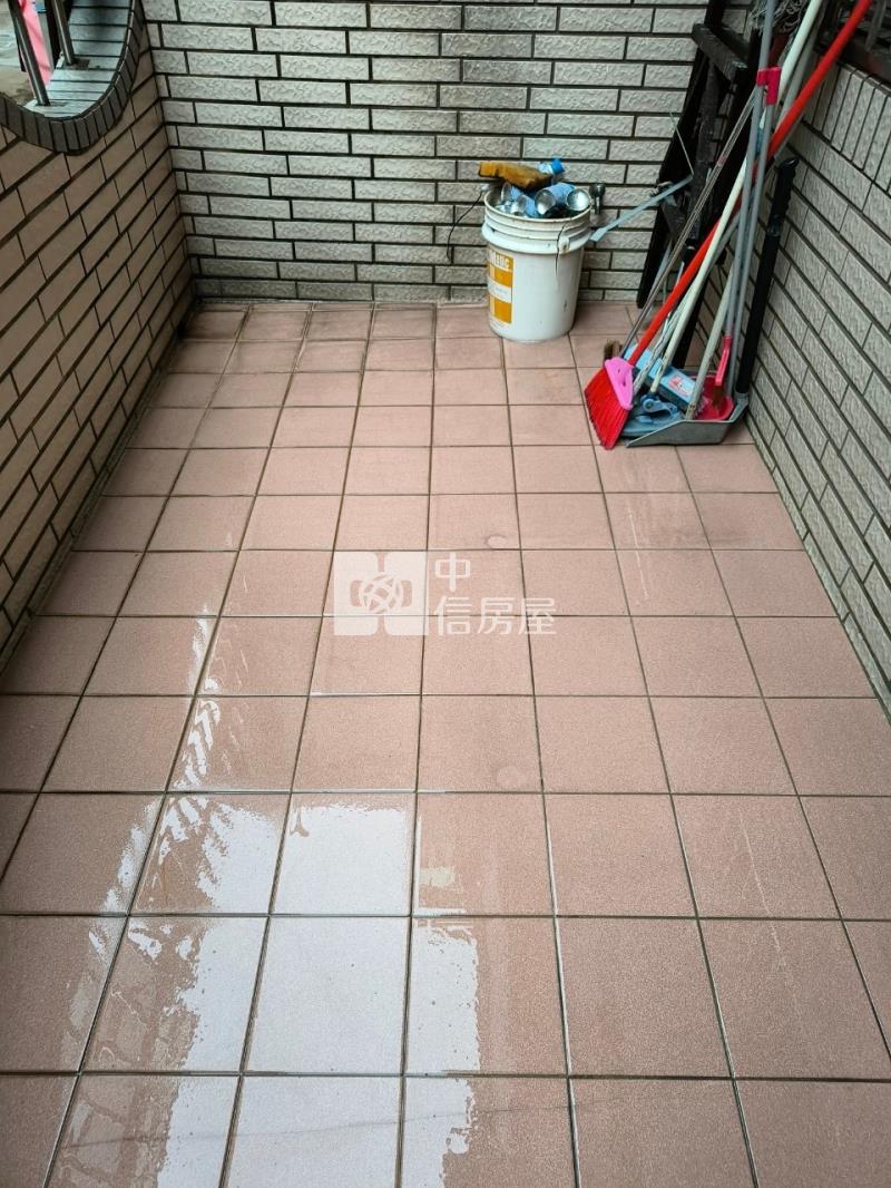 十全國小靜巷透天房屋室內格局與周邊環境