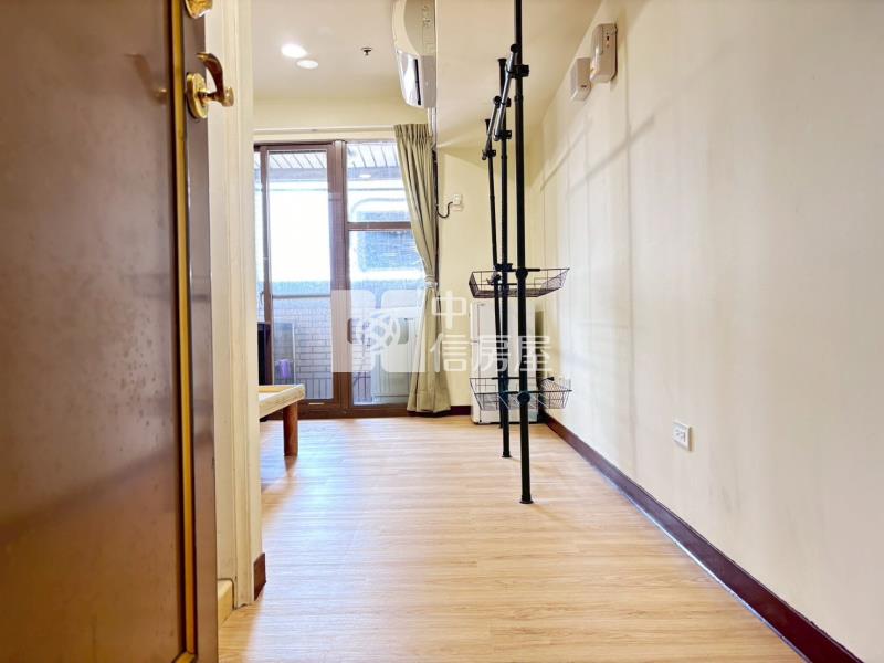 (順天中來文化廣場)正一中商圈低總價陽台美套房屋室內格局與周邊環境