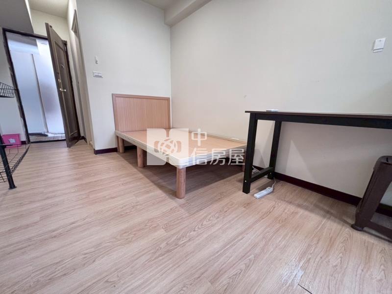 (順天中來文化廣場)正一中商圈低總價陽台美套房屋室內格局與周邊環境