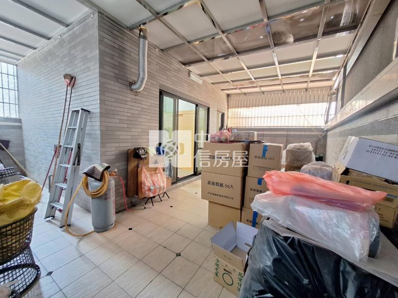 歸仁成功13年透天房屋室內格局與周邊環境