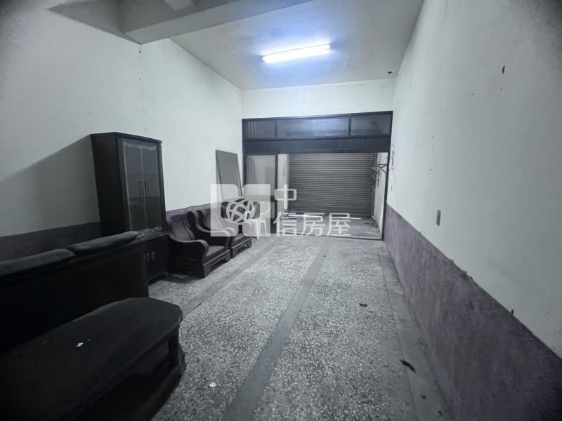茄萣超便宜店面住家房屋室內格局與周邊環境