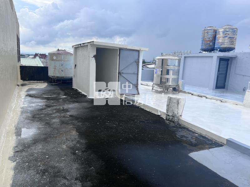 茄萣超便宜店面住家房屋室內格局與周邊環境