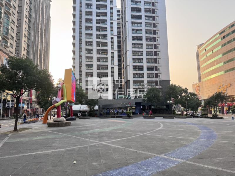 SOGO海華巴黎四房房屋室內格局與周邊環境