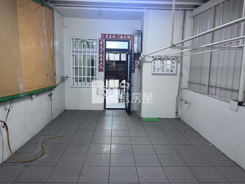 茄萣海景第一排店面住家房屋室內格局與周邊環境